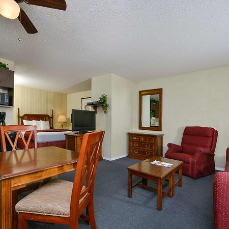 Americas Best Value Inn & Suites - Λάνκαστερ Εξωτερικό φωτογραφία