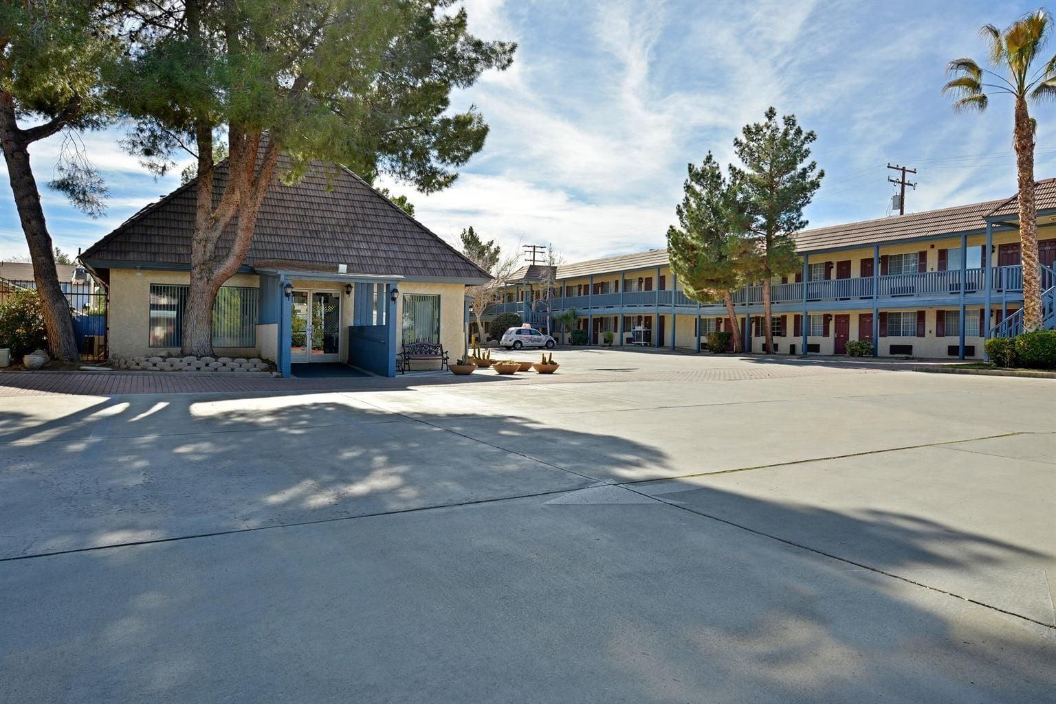 Americas Best Value Inn & Suites - Λάνκαστερ Εξωτερικό φωτογραφία